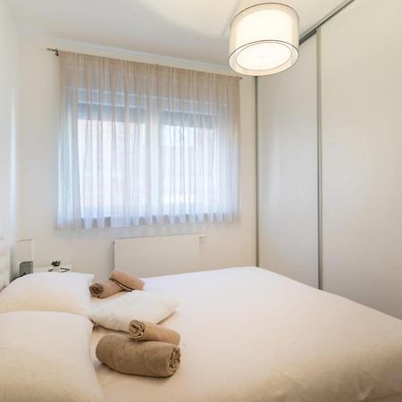Apartment Sara - Free Parking For 2 Cars Zagreb Buitenkant foto