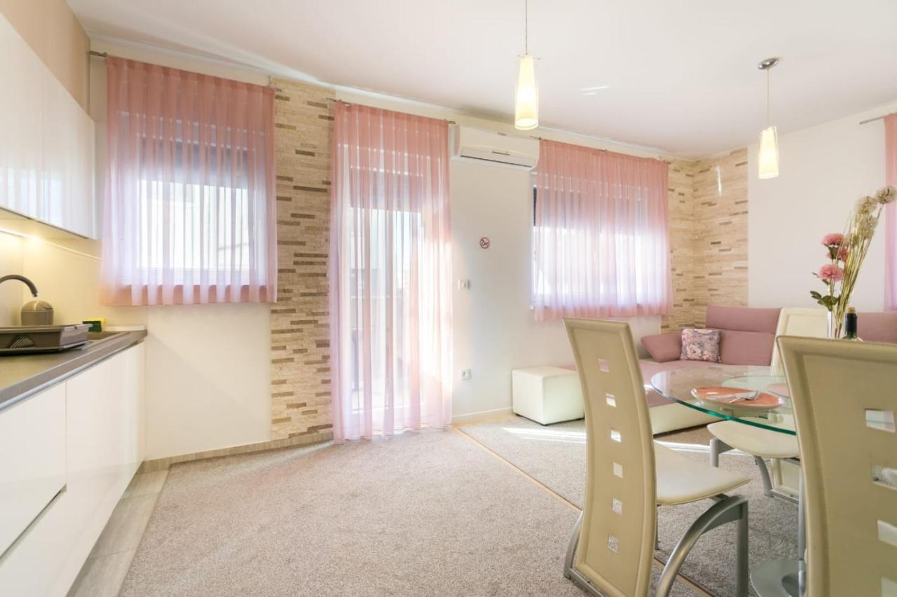 Apartment Sara - Free Parking For 2 Cars Zagreb Buitenkant foto