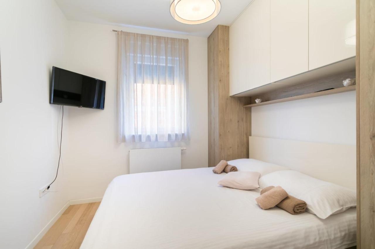 Apartment Sara - Free Parking For 2 Cars Zagreb Buitenkant foto